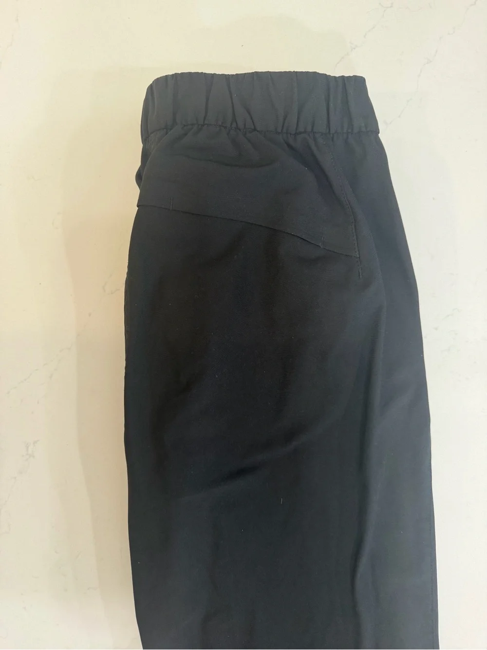 Lululemon Women’s  Black Jogger-Style Dress Pants